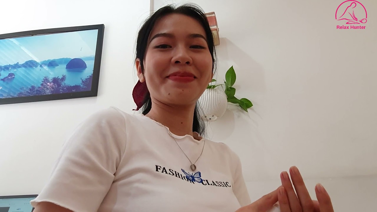 My favorite massage girl Thuy with hieu Foot oil close shot