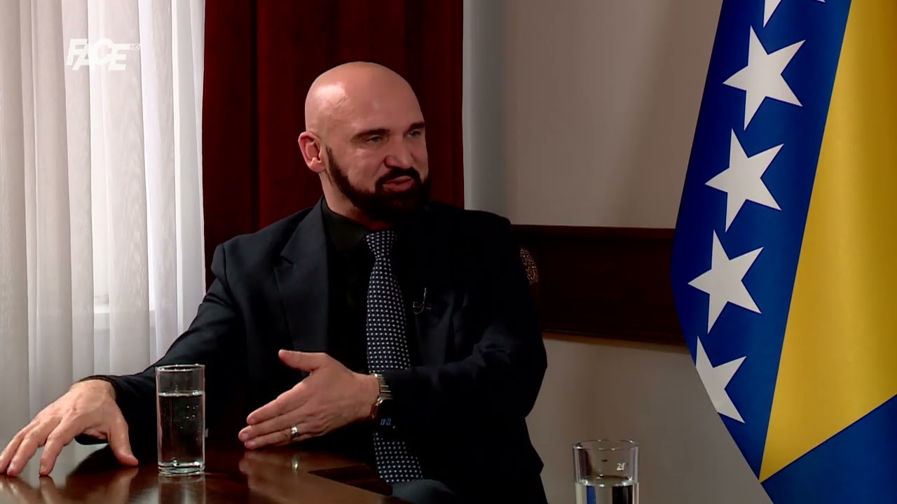 Ramo Isak: Dodika bi njegovi mogli likvidirati, narod motkama otjerati!Sobu svoju ne može otcijepiti