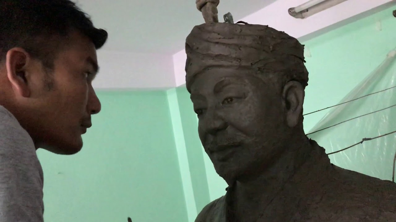 Ready statue.king of hilihang