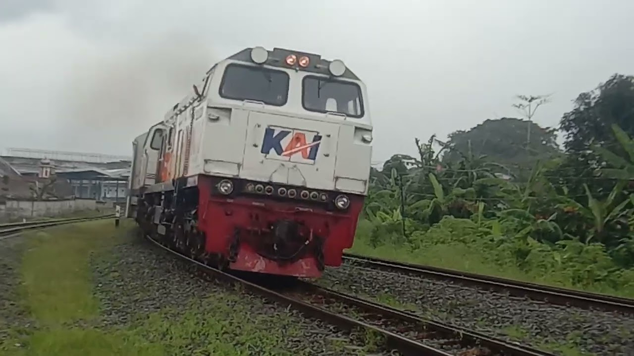 KA PANGRANGO 225A SUKABUMI BOGOR CC206 13 52 DEPO INDUK CPN