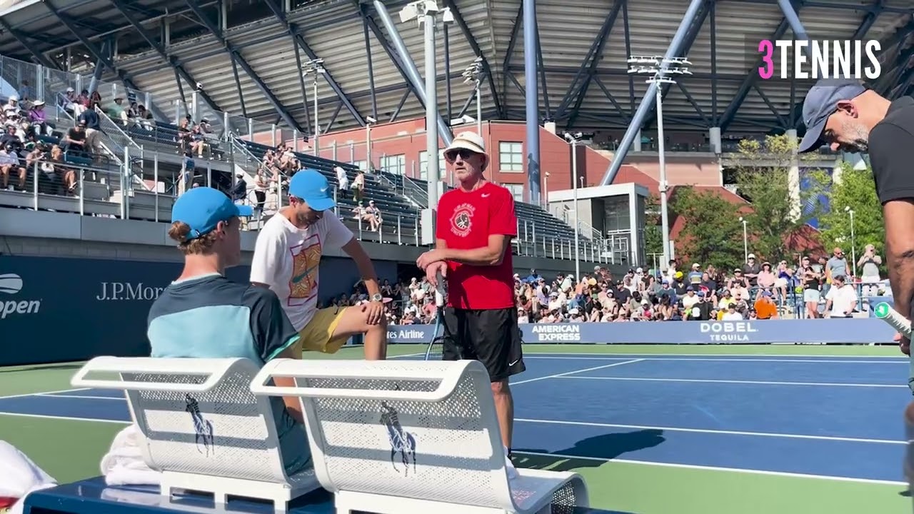 Jannik Sinner practices with his coaches Simone Vagnozzi and Darren Cahill at the US Open
