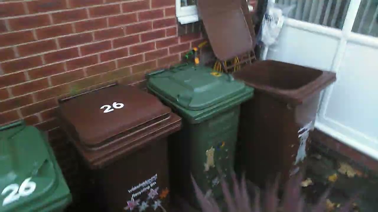 BINNING WAKEFIELD - RECYCLING COLLECTION