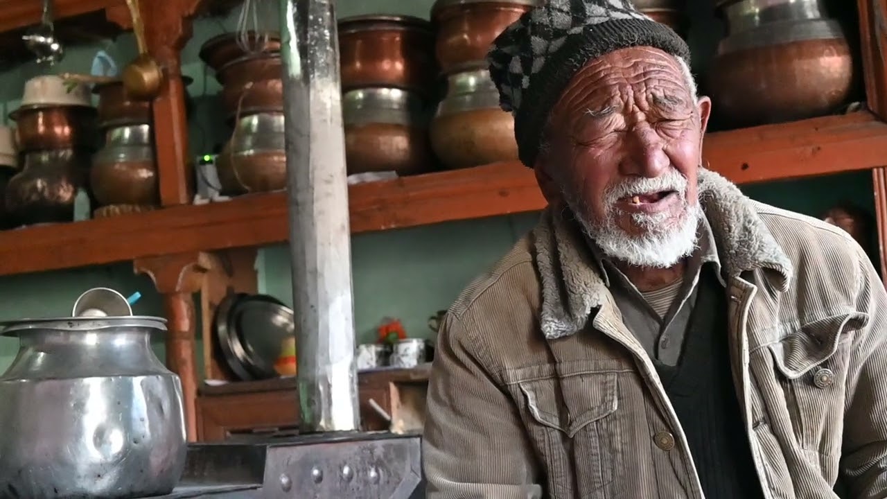 Grandpa's Tearful song of a poor girl