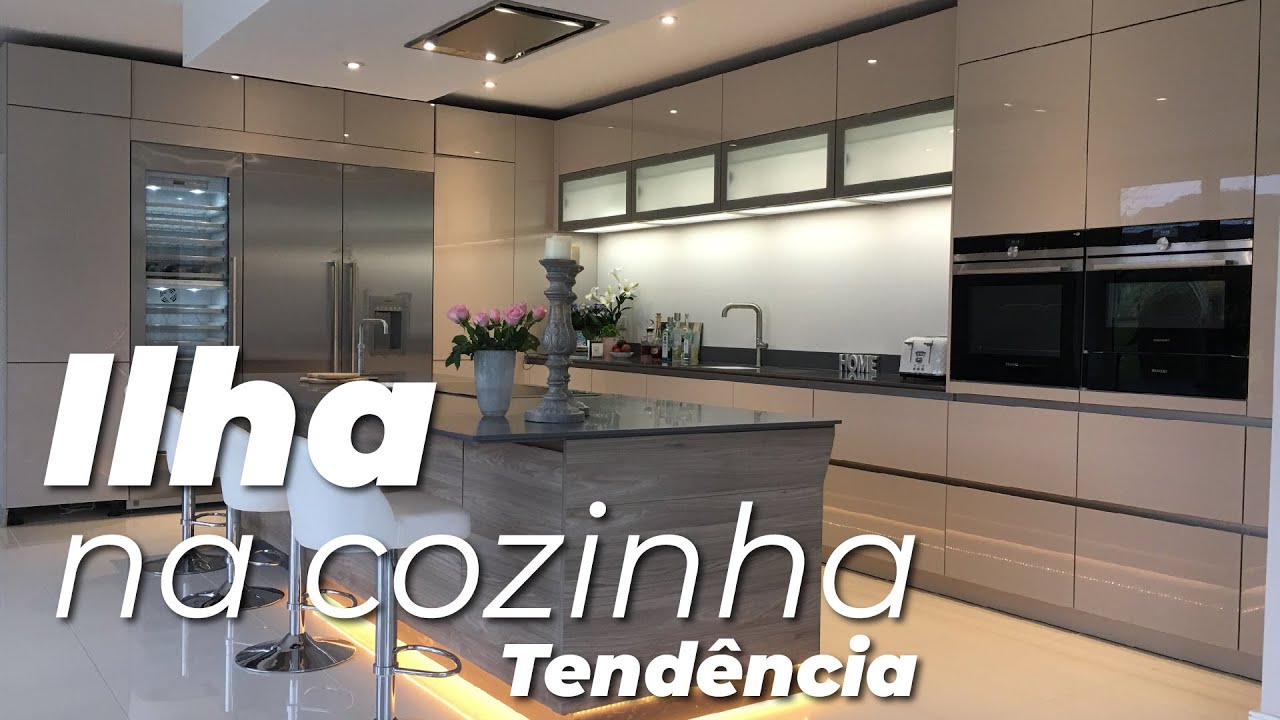 Ilha na cozinha nova tendência para você se inspirar.