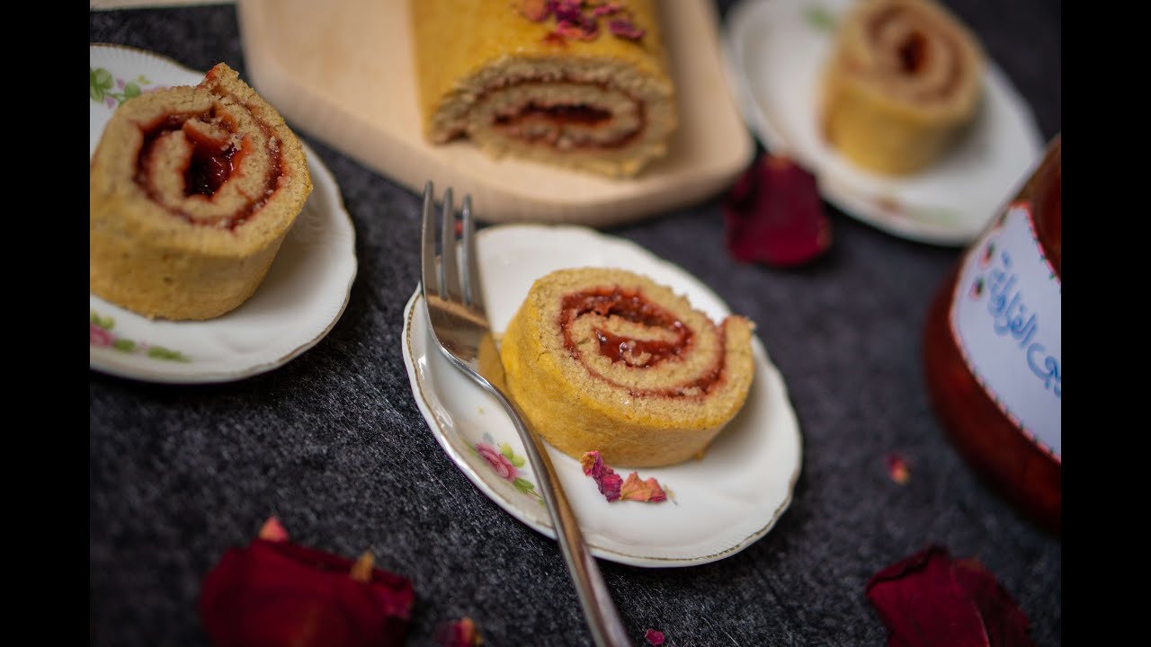 Oatmeal Swiss Roll with Strawberries|| سويسرول الشوفان بحشو مربي الفراولة صحية ولذيذة