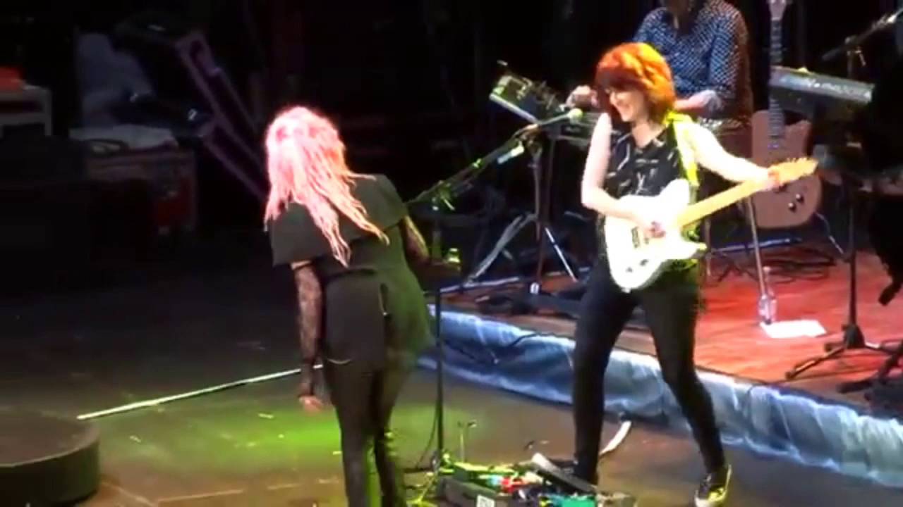 Girls just wanna have fun - LIVE 2016 Rome - Cyndi Lauper