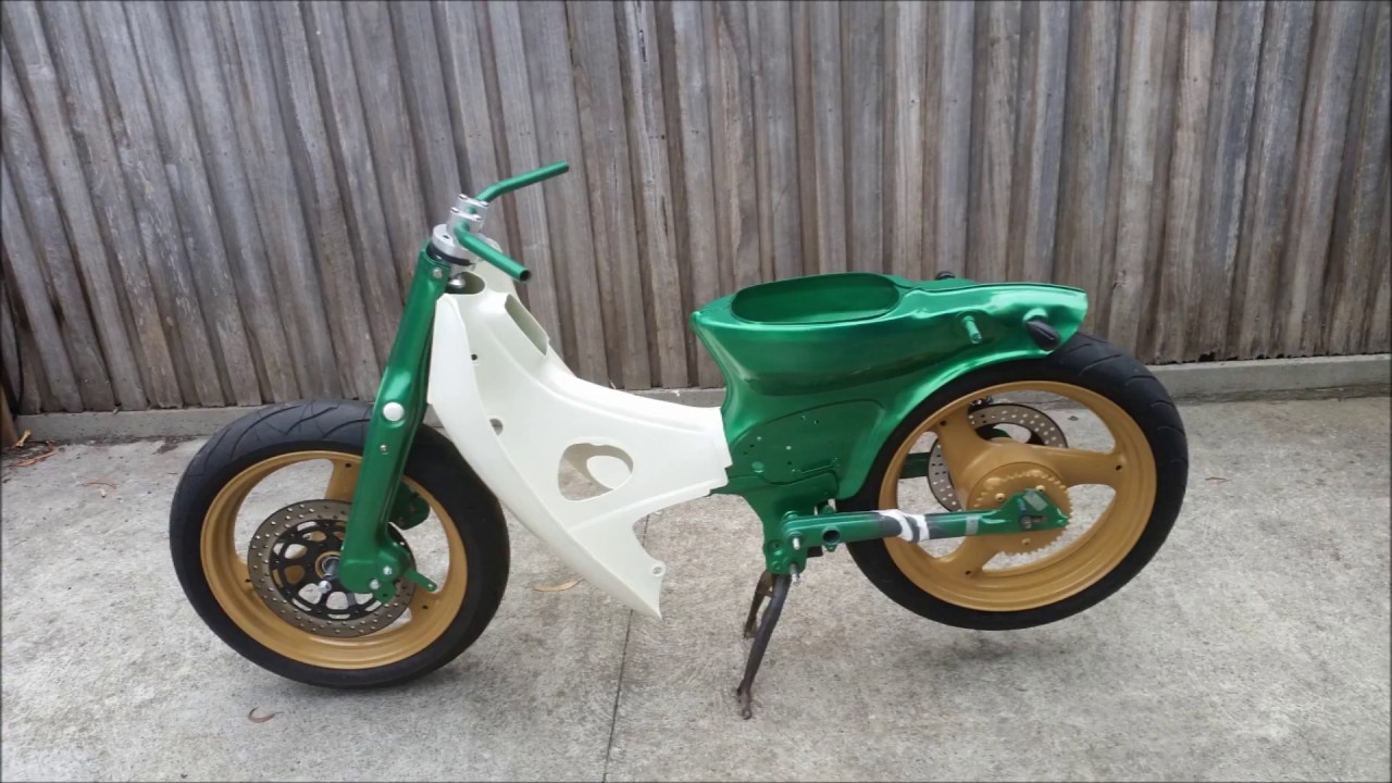 Honda cub c90 Custom #10,  StreetCub, Setting up a wide rear wheel