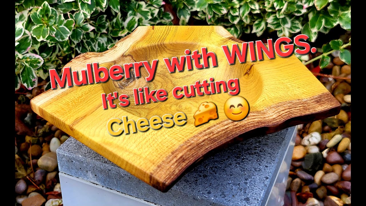 Точение по дереву: чаша с крыльями и живой кромкой от Mulberry. #точениеподереву #проектдляначина...
