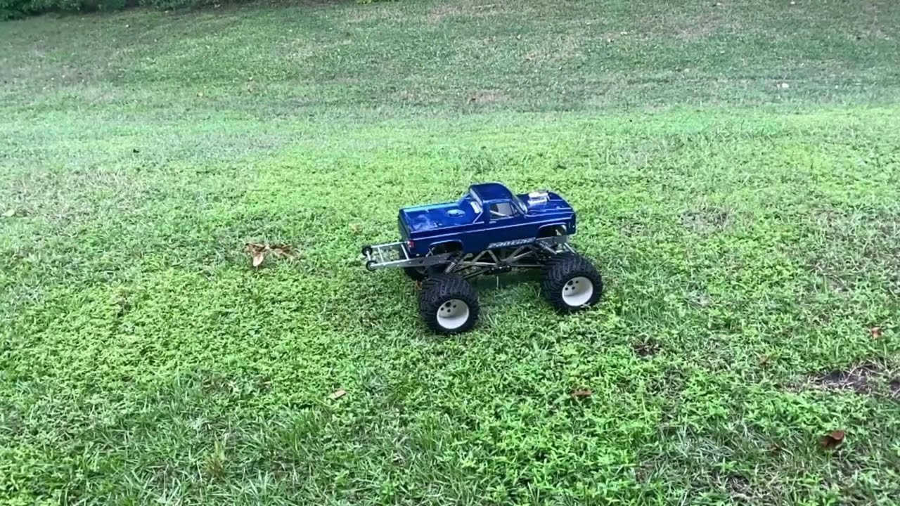 Kyosho Mad Force Nitro. LRP.32 Bashing. #kyosho #nitro #lrp #solidaxle #monster