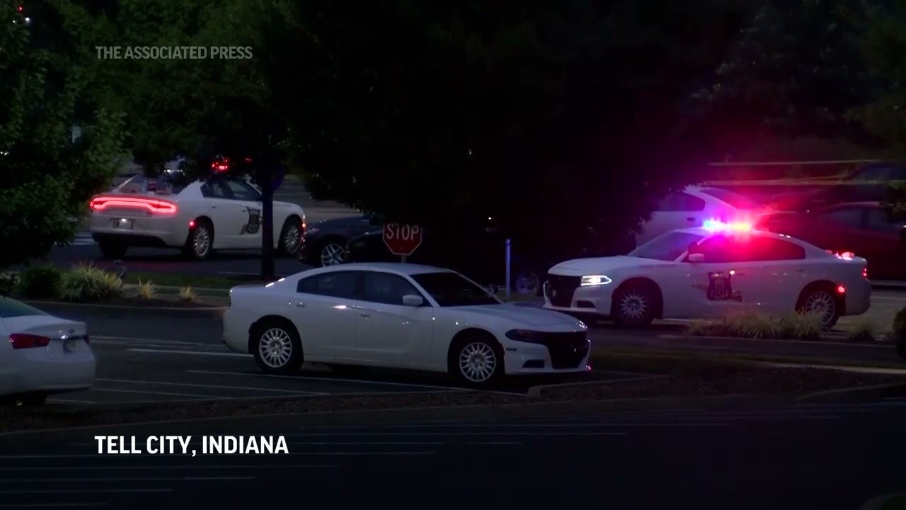 Officer, man die in Indiana hospital confrontation