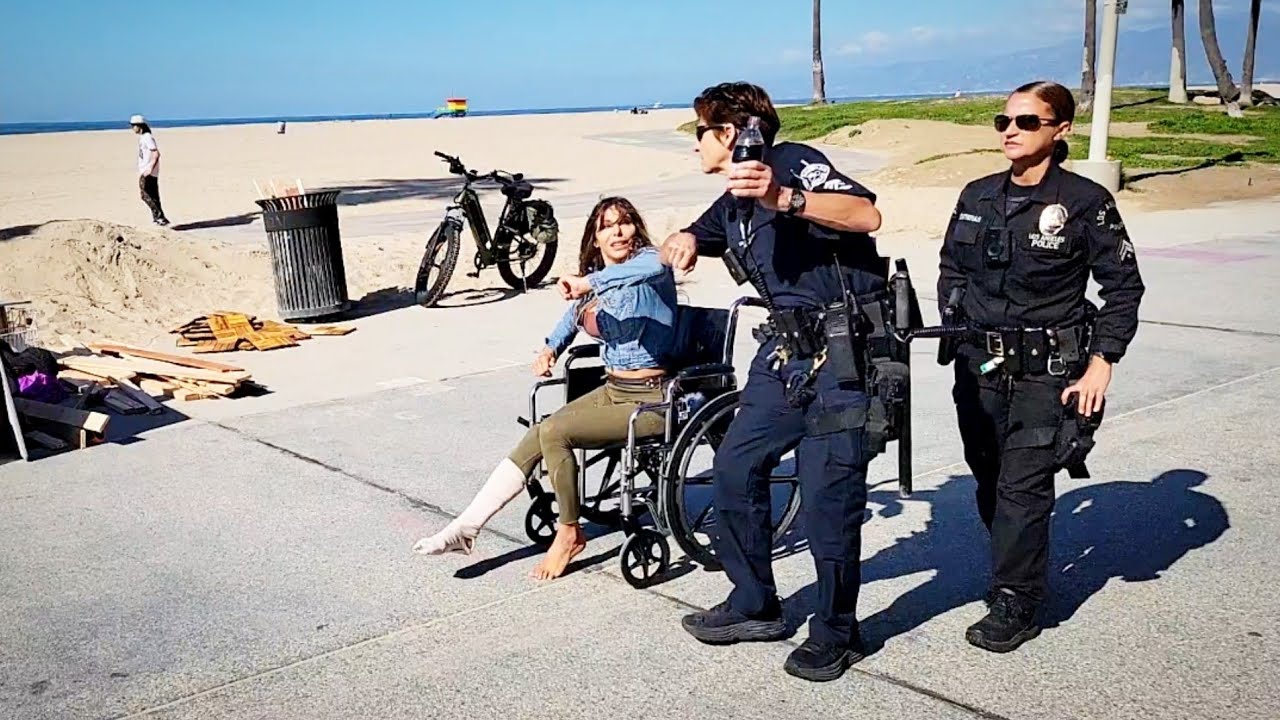Police Visit Leads Daisy to Dismantle Her Venice Beach Tiny Home