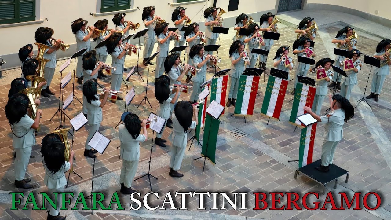 ARRIVANO I BERSAGLIERI - Concerto a Bolgare (BG) - Fanfara Scattini Bergamo
