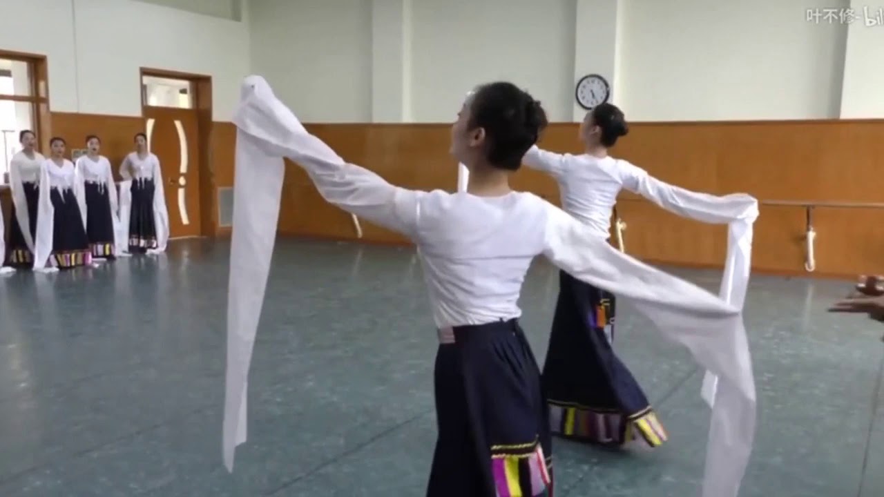 北京舞蹈学院 中国民族民间舞蹈传统组合 藏族