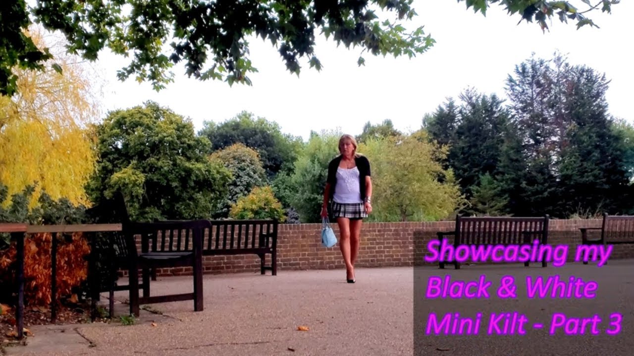 My Black & White Mini Kilt - Part 2: At Hall Place