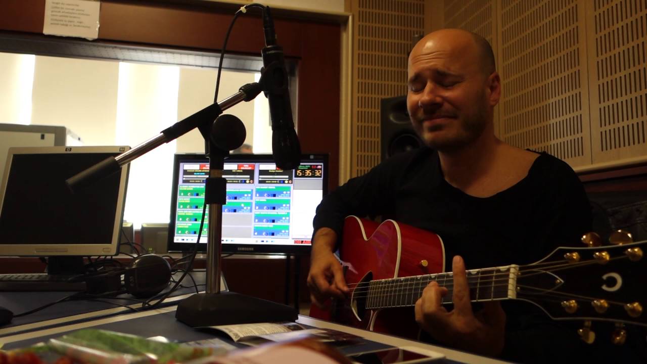 Emre Yücelen - Kelebek (Trt Fm Akustik)