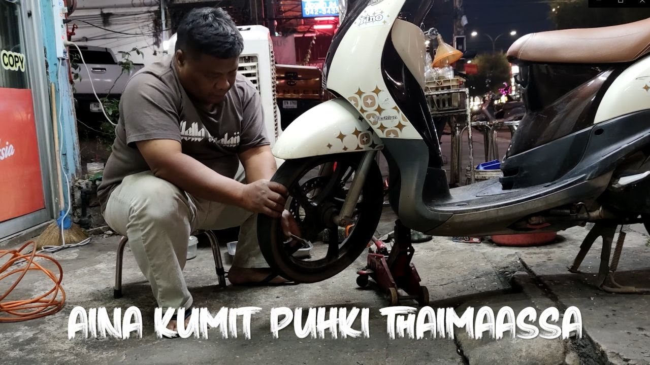 Aina kumit puhki Thaimaassa (Flat tire in Thailand)
