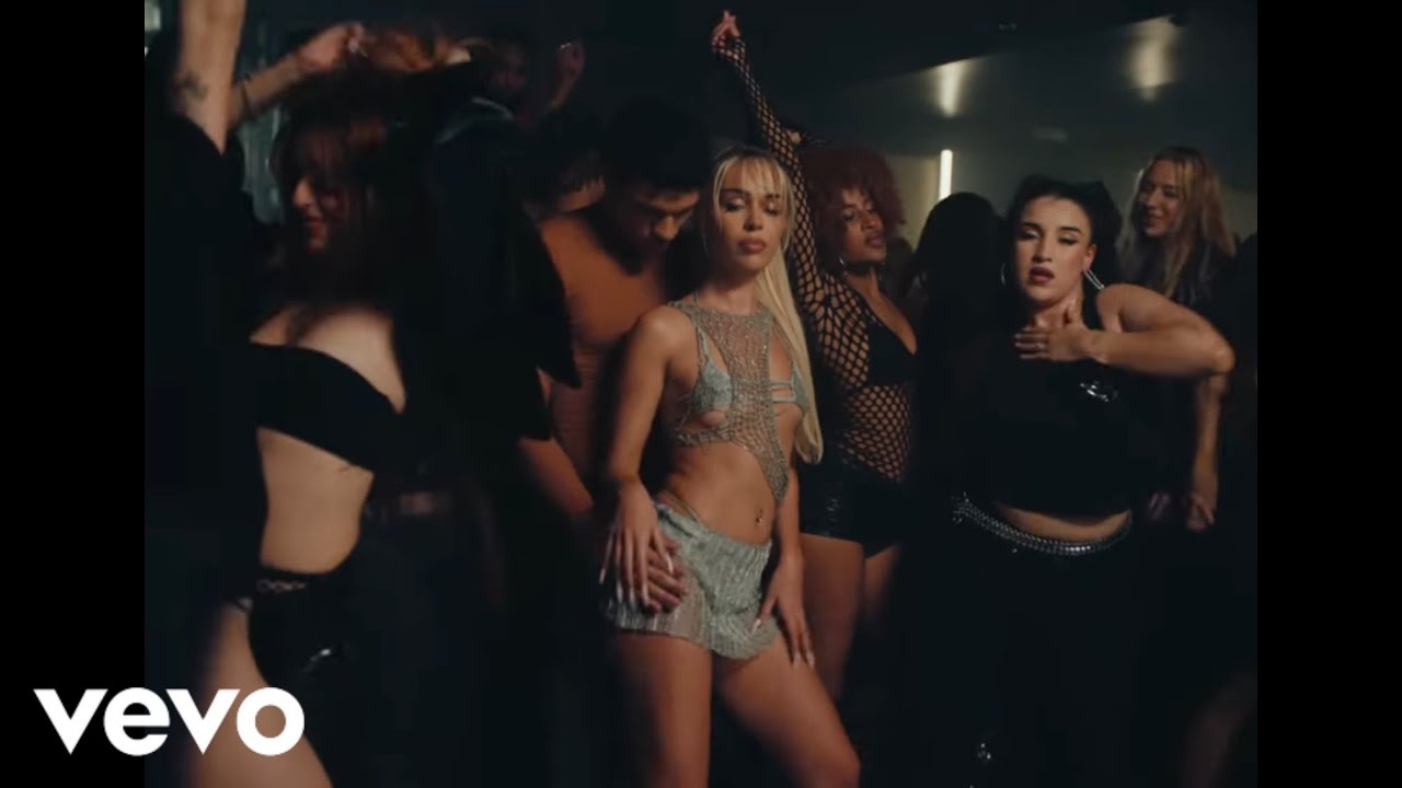 Bad Gyal - Club En Llamas