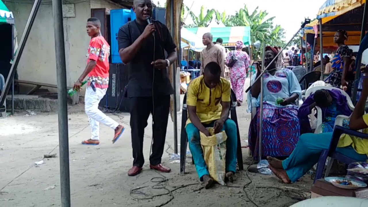 Evang. Benji Osiaje - Live event performance ( Urhobo Isoko gospel music )