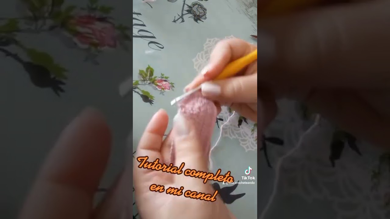 Resumen del Tutorial de Patucos / Botitas para Beb&eacute; a Crochet