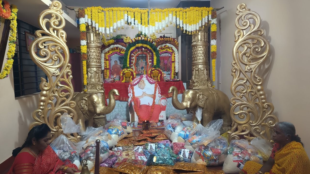 Arul Thiru Bangaru Adigalar Guru Amma 86th birthday.  Celebration@ kamalanagar Mandram Bangalore....