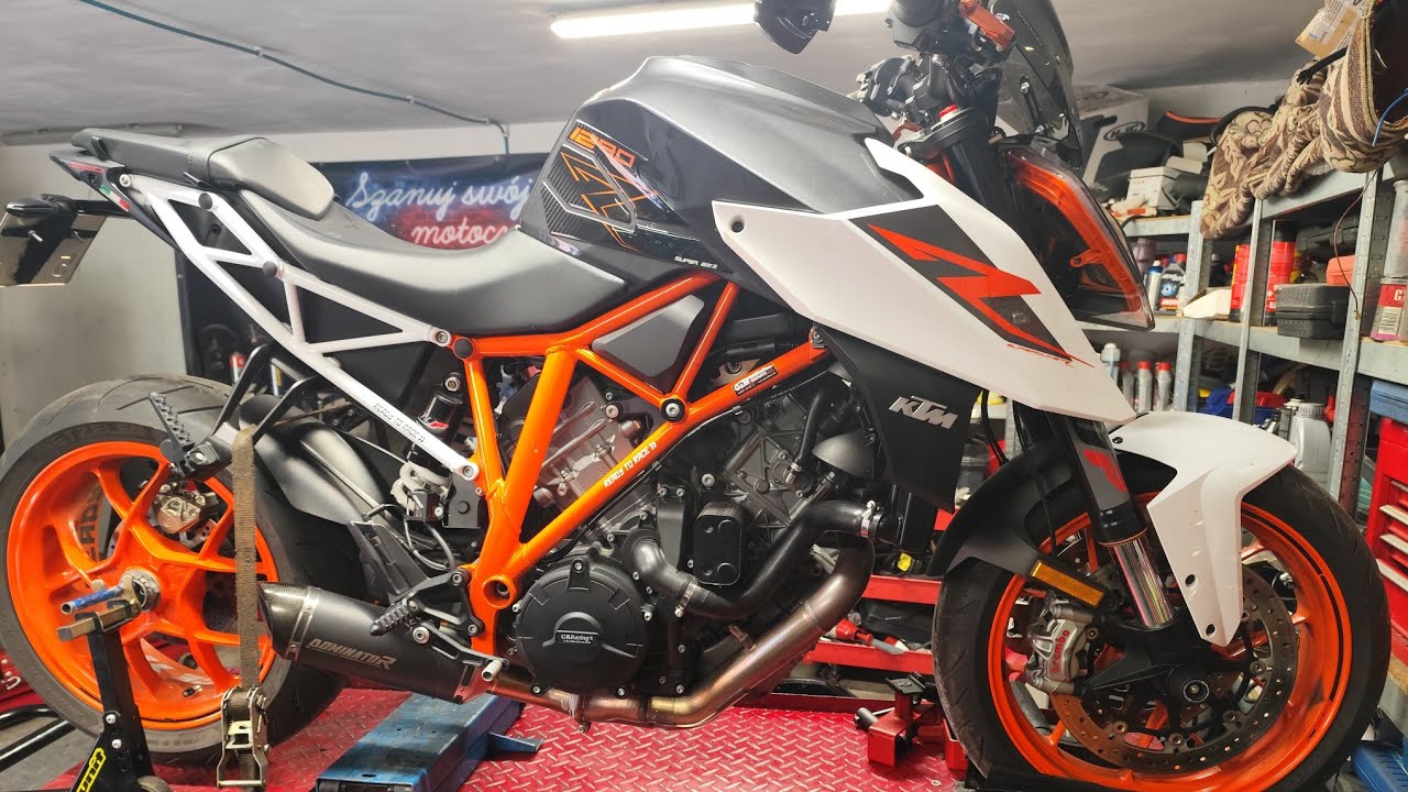 KTM Super Duke 1290 odpalenie po 