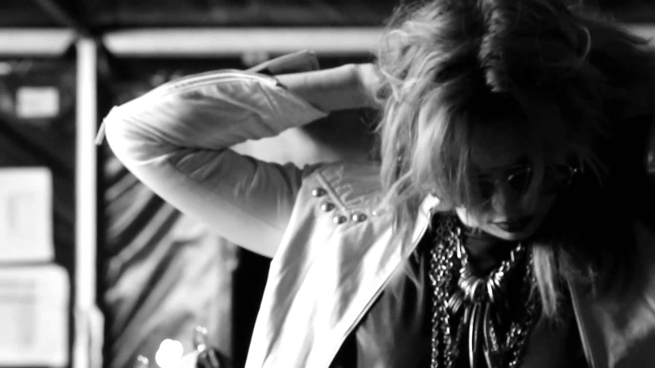 Walk Onstage With Halestorm