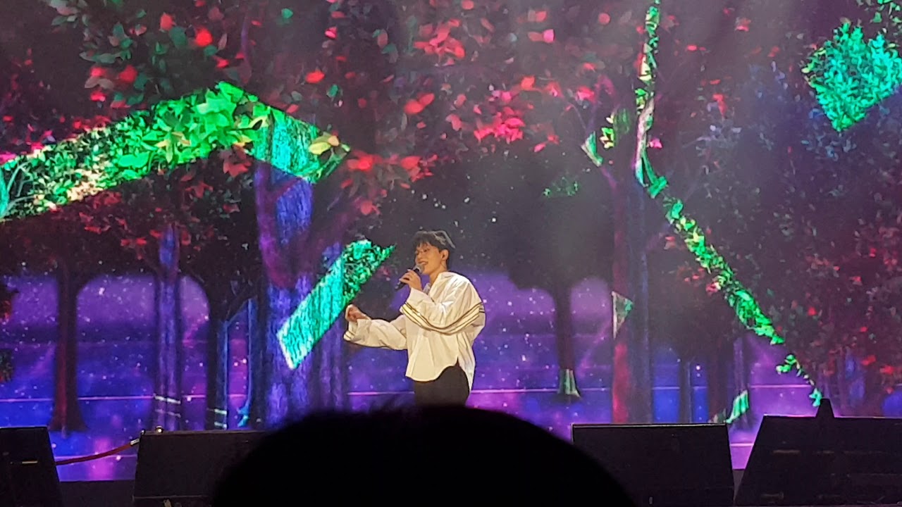 07DEC2019 Jingoo sing 'Think About' Chu' @YJG1stFanmeetinBKK