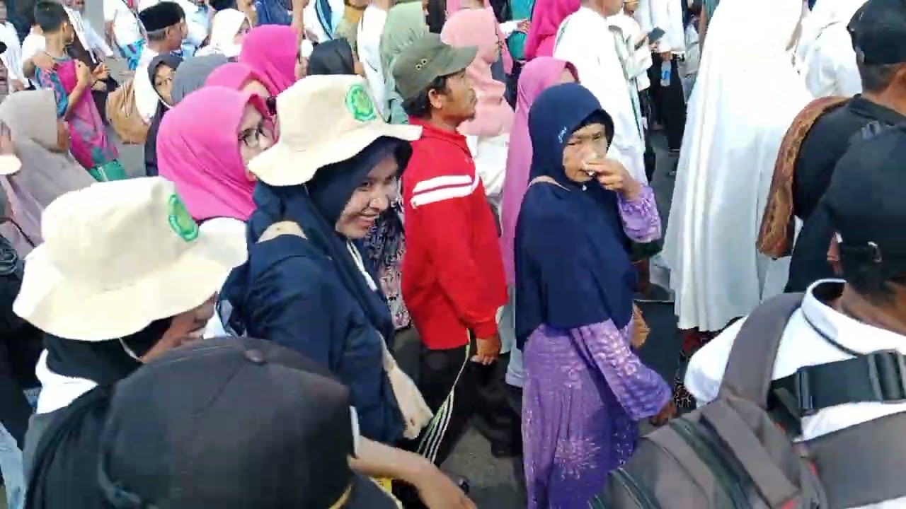 HAI SOBAT || JALAN SEHAT HUT NWDI KE 90