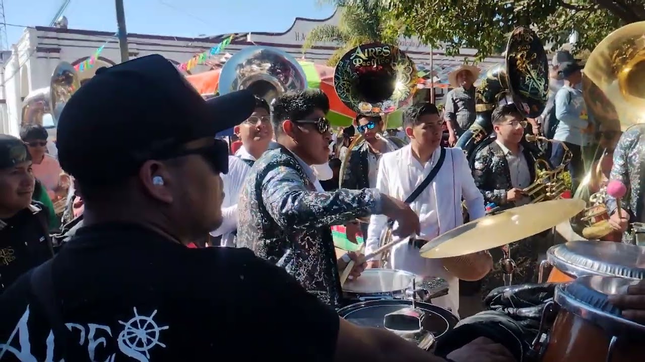 Banda Aires del Pacífico y Banda la joya de Antequera ☠️ Carnaval de Chalcatongo 2026