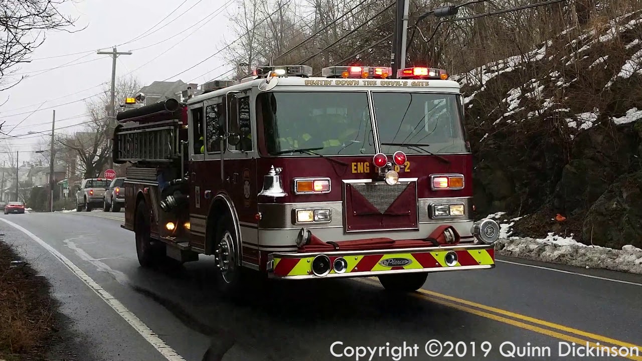 Units Arriving on Scene at a Structure Fire - Spring Township, PA