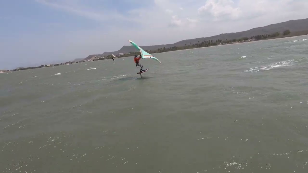 Sun baked Colombian Wing and Waves