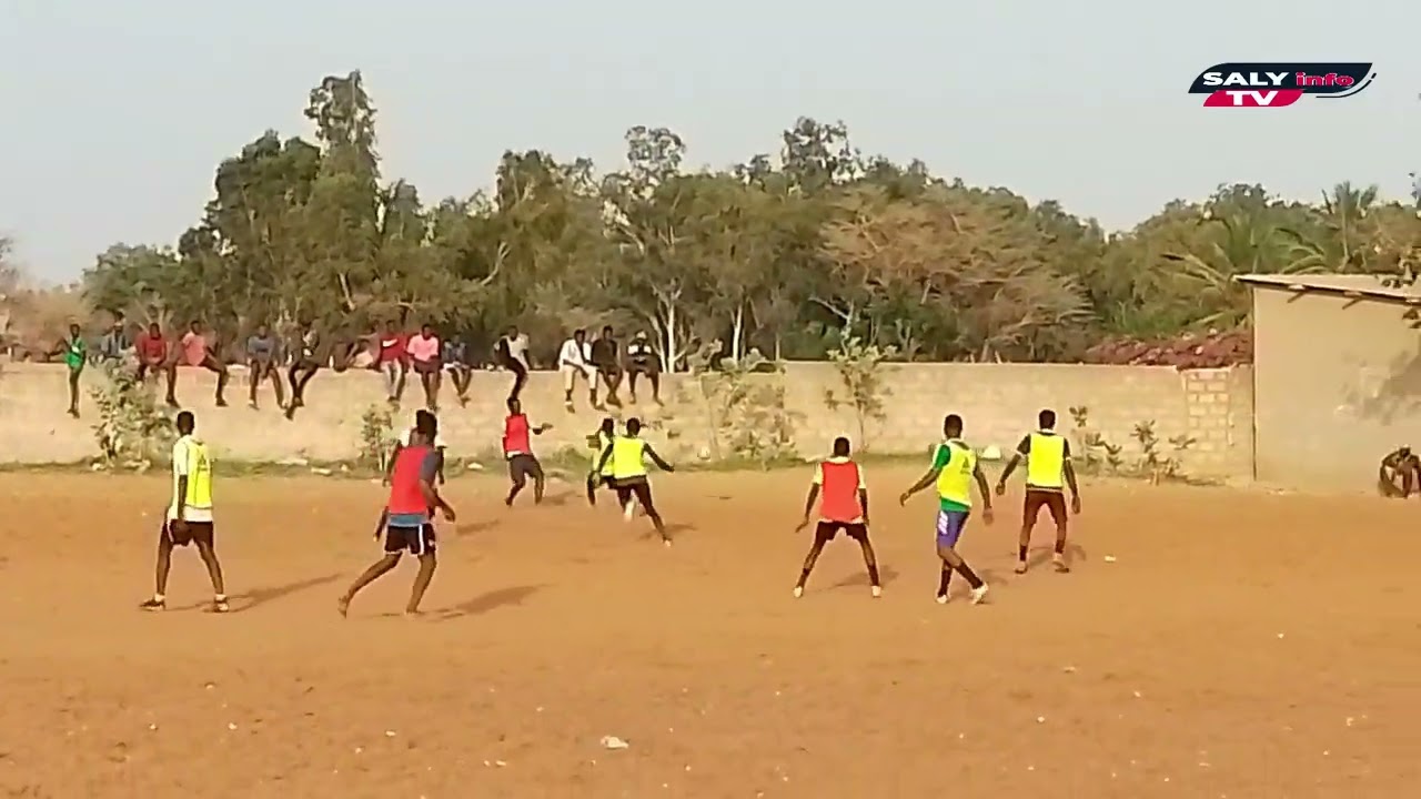 Matche Amical Asc Tapee et Asc Golf Tenir e echeque 1-1 partout