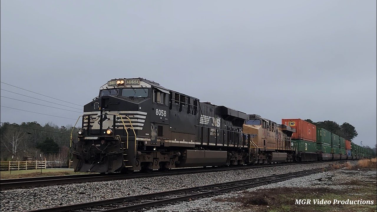 2-28-2026: NS ES44AC 8058 & UP ES44AC 7467 Lead NS 287 Thru Bonaire, GA