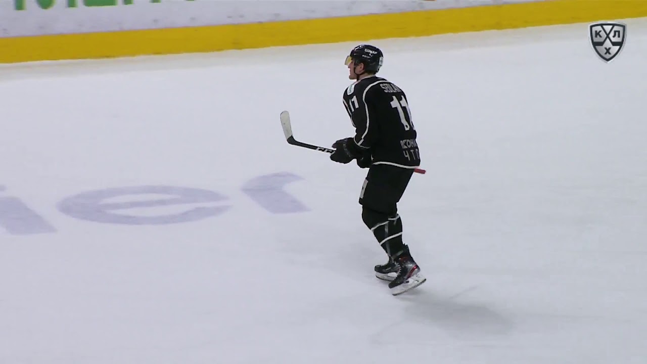 Sedlak beats Sorokin with wrist shot