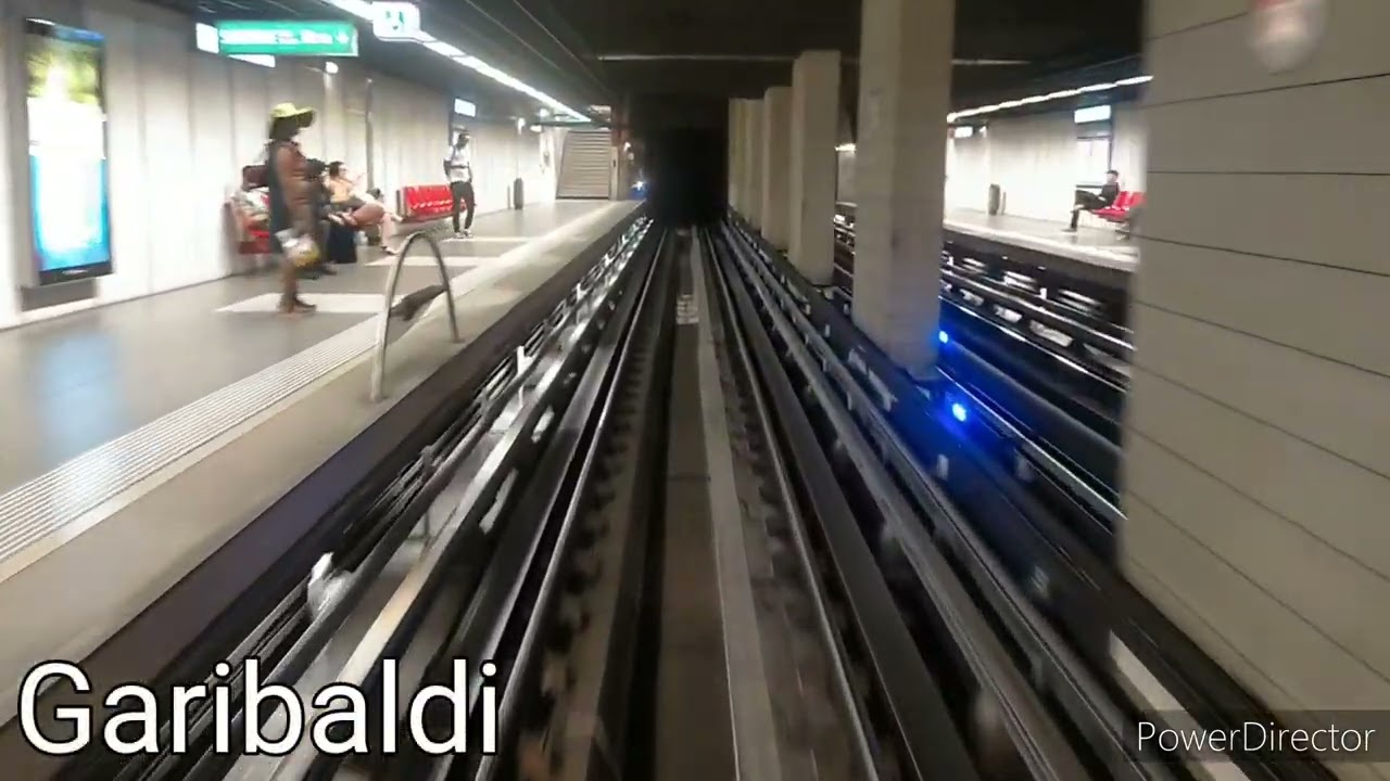 Timelaps métro D Gare de Vaise - Gare de Vénissieux MPL85