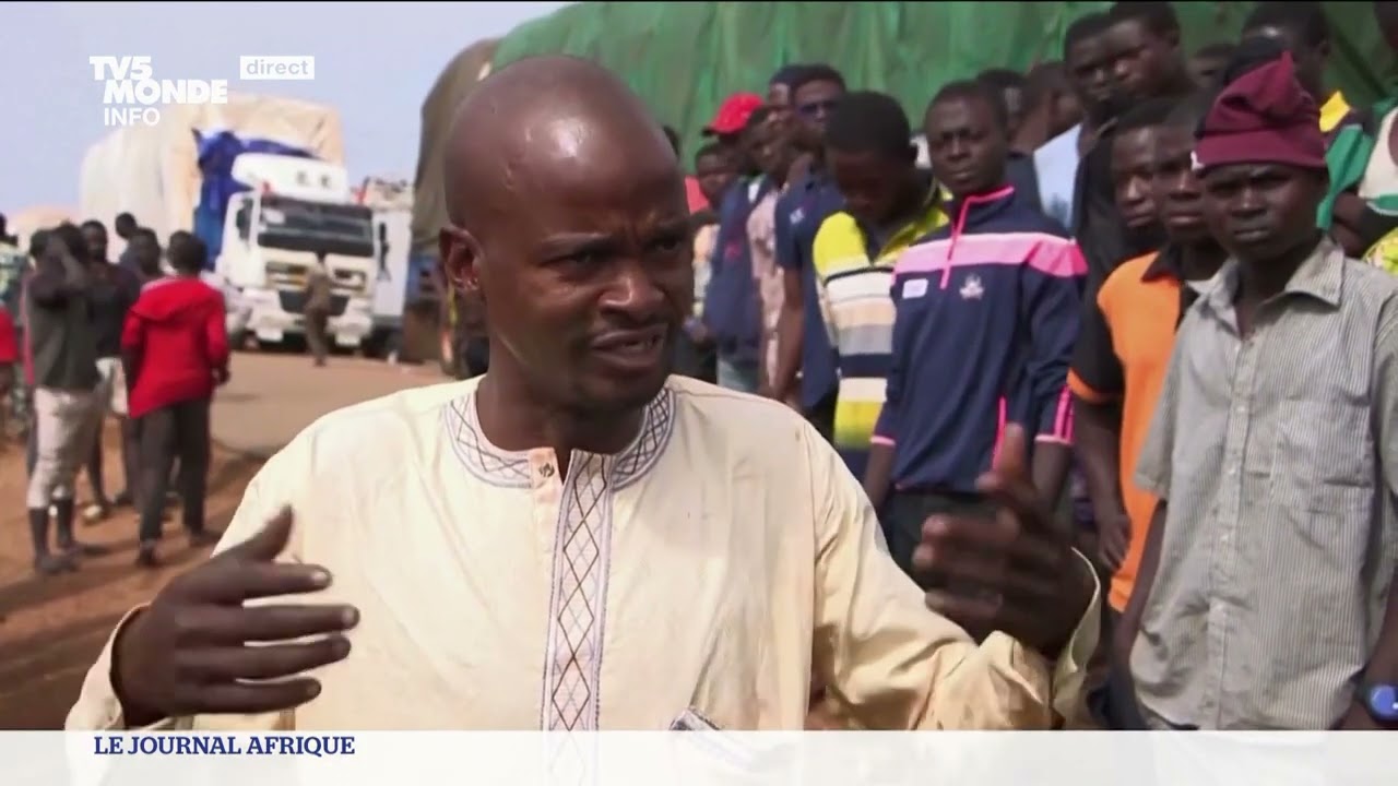 Camions et marchandises bloqués à la frontière Niger-Bénin