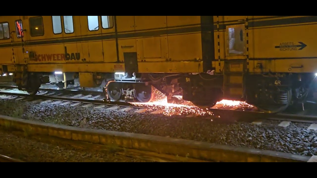 gleis schleifzug im Kölner Hauptbahnhof s bahngleis
