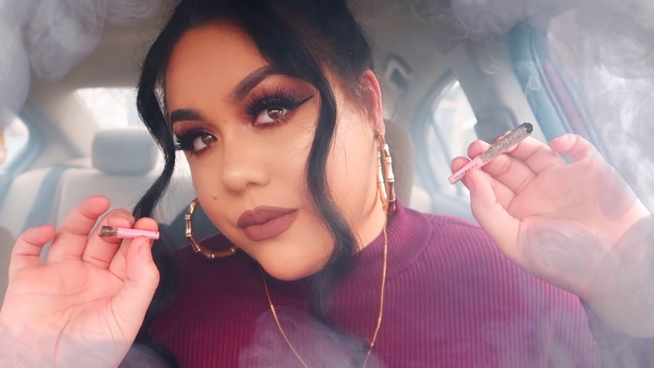 Car Hot Box Smoke With Me: Storytime!