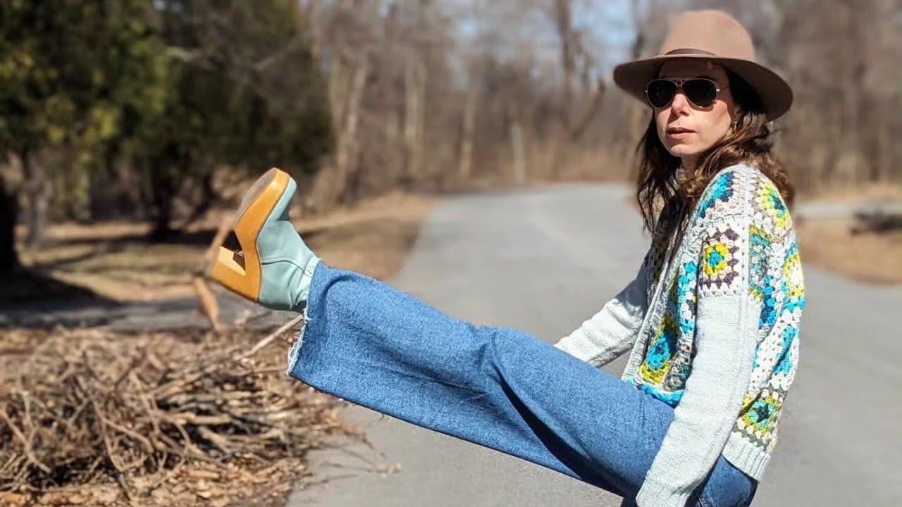 Mixing crochet and knit in one garment