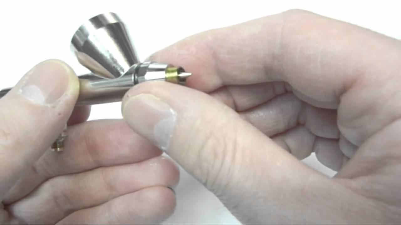 Vega 1000 airbrush by Thayer & Chandler
