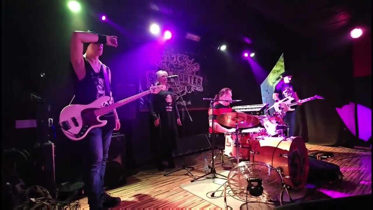 Blues Company - Pocsolyába léptem