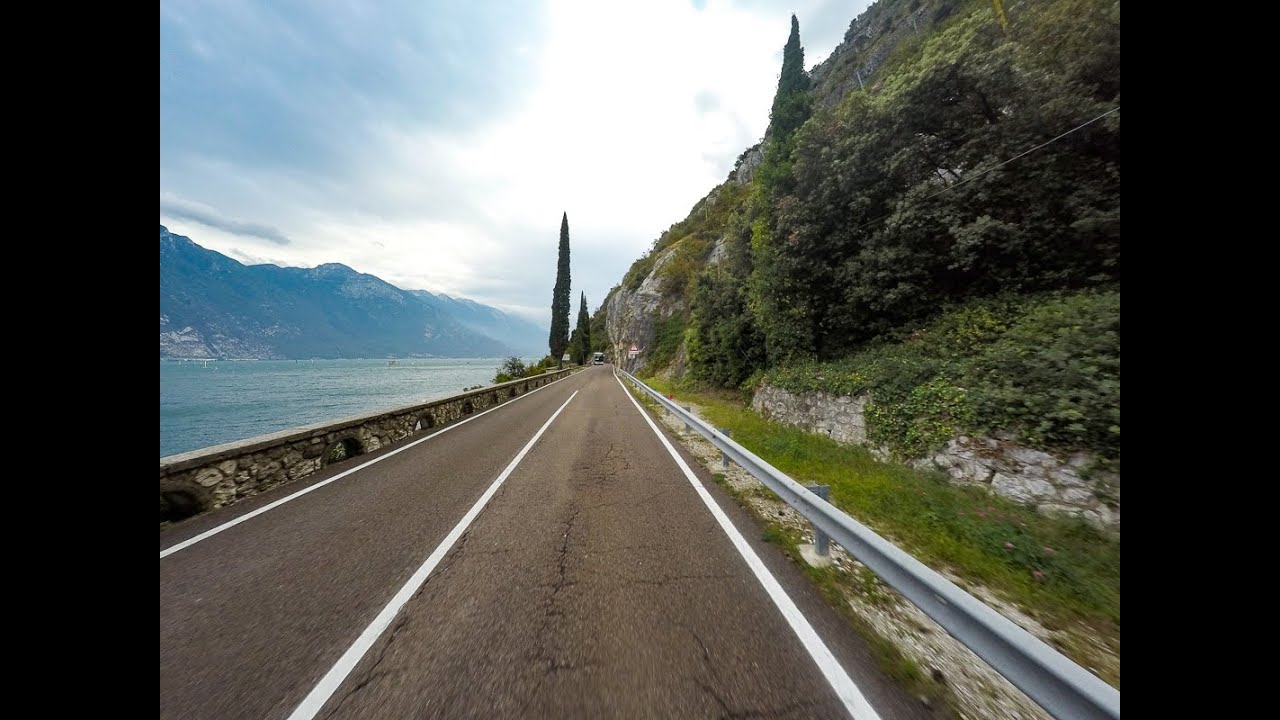 Le long du lac de Garde en camping-car
