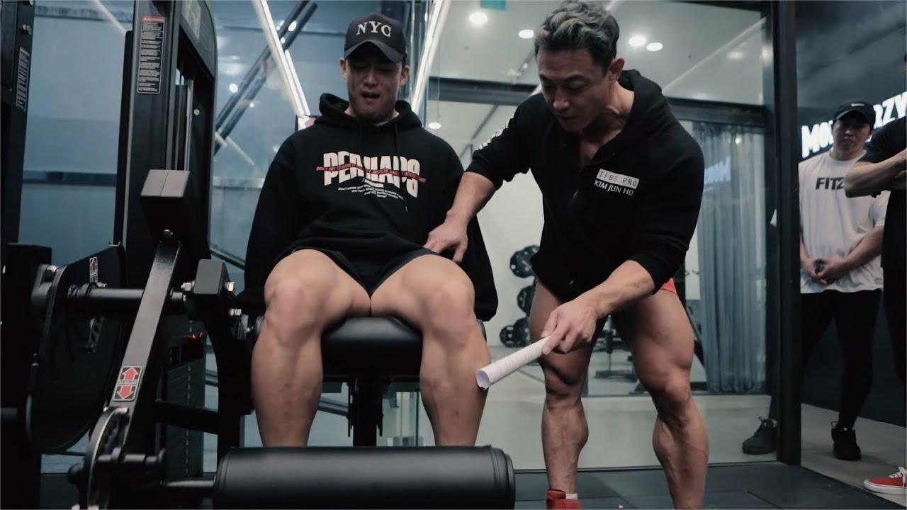 레그익스텐션 하는법: 레그프레스 미는 느낌으로 I 보디빌더 김준호 하체 전면운동  Leg Extension IFBB Pro KIM JUN HO