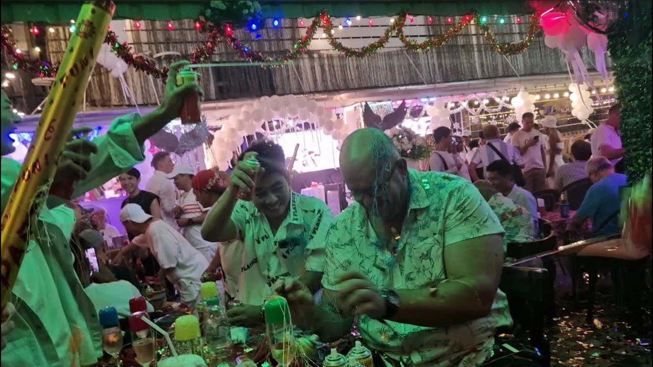 Pattaya Soi Street Party New Years Eve  Celebrations 2023/24 | Thailand