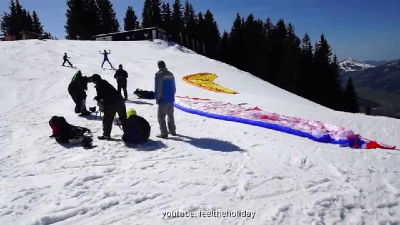 Paragliding Start Hahnenkamm Kitzbuehel Tyrol Austria Start zum Gleitschirmflug Kitzb&uuml;hel Hahnenkamm