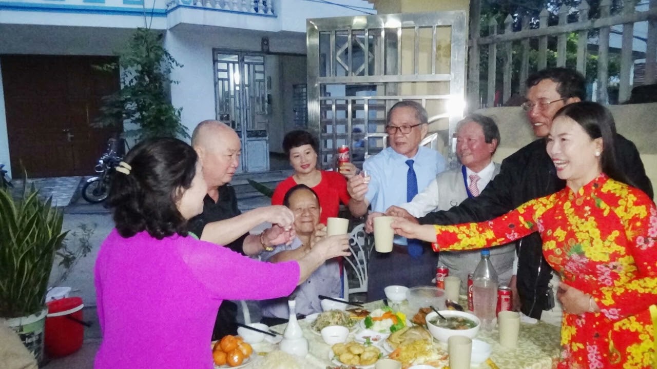 MUNG SINH NHAT BA BUI THI THIEN TUOI 75 NAM 2026