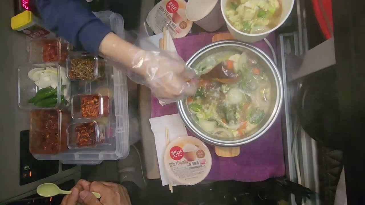 25톤화물차에서 끓여먹은 감자계란국(2025년12월17일)