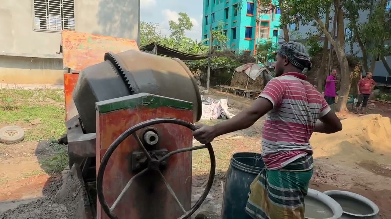 Concrete mixer machine work #manufacturing