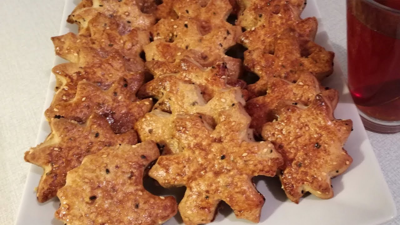 خفيفي بالطحين الاسمر وحبة البركة والسمسم رهييييييييب جربوه واندعولي