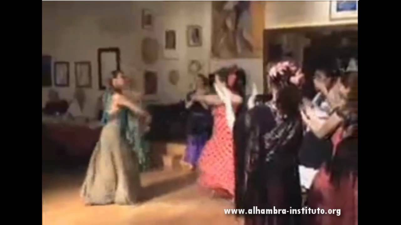 Spanish courses with flamenco lessons Sevillanas Malaga Alhambra Instituto